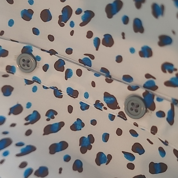 Cabi Camilla leopard shirt dress,  size Medium - Picture 4 of 10